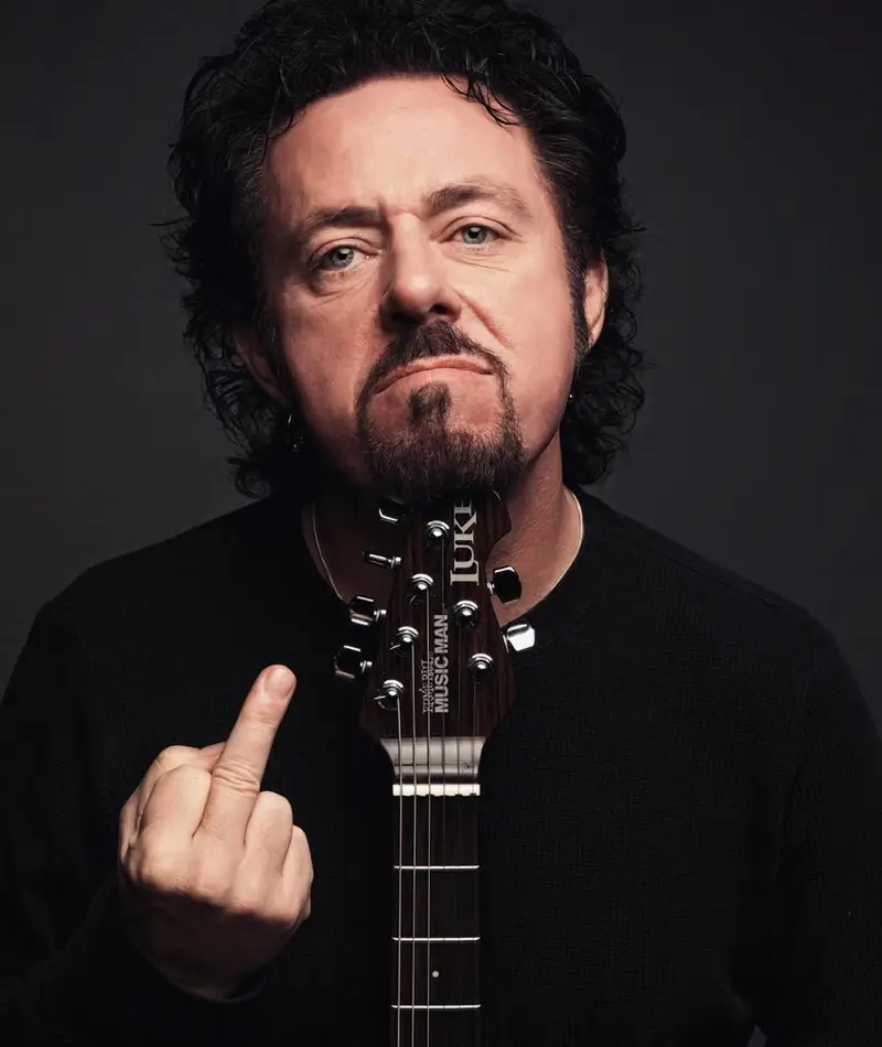 Steve Lukather guitarrista de Toto